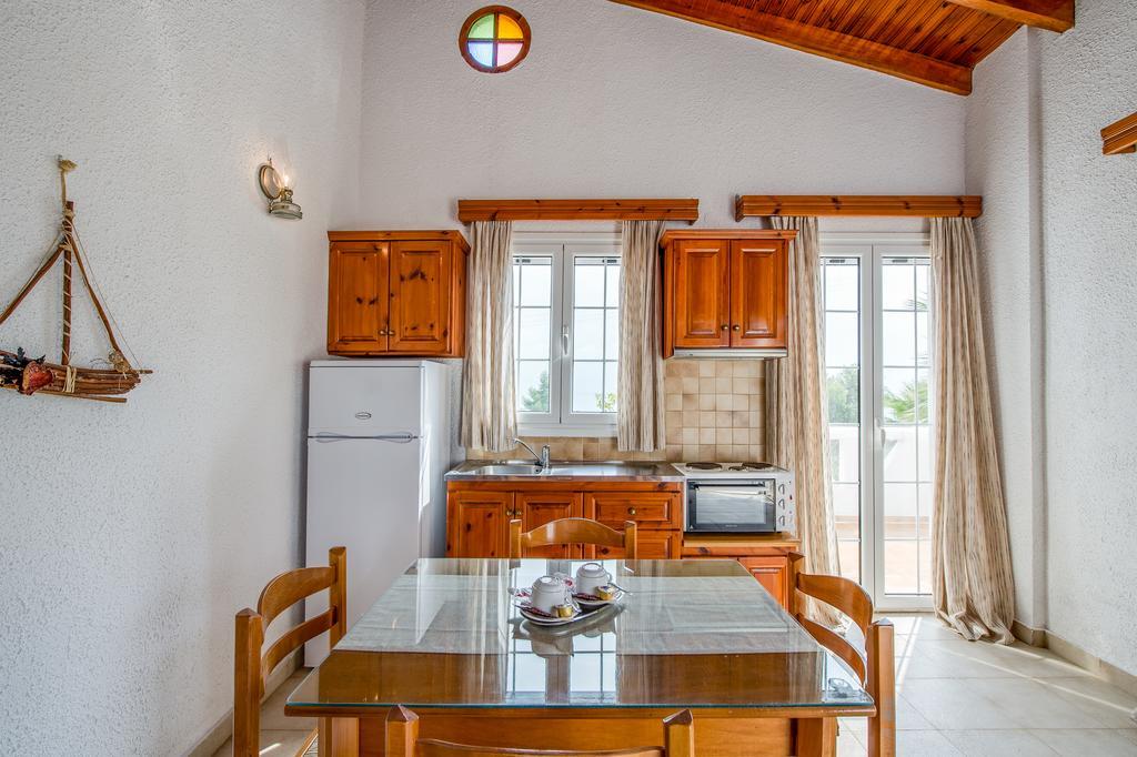 Koroni Village ภายนอก รูปภาพ